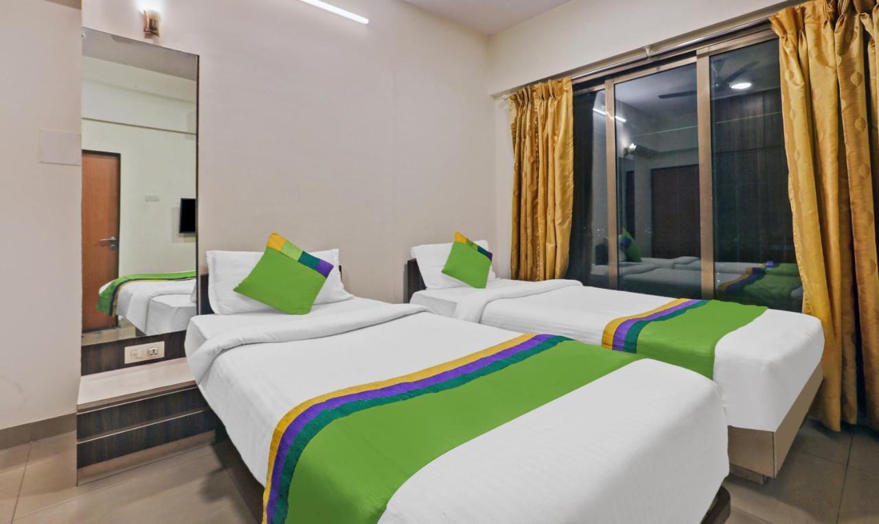 Treebo Trend Bandra Apartments Mumbai Exterior photo