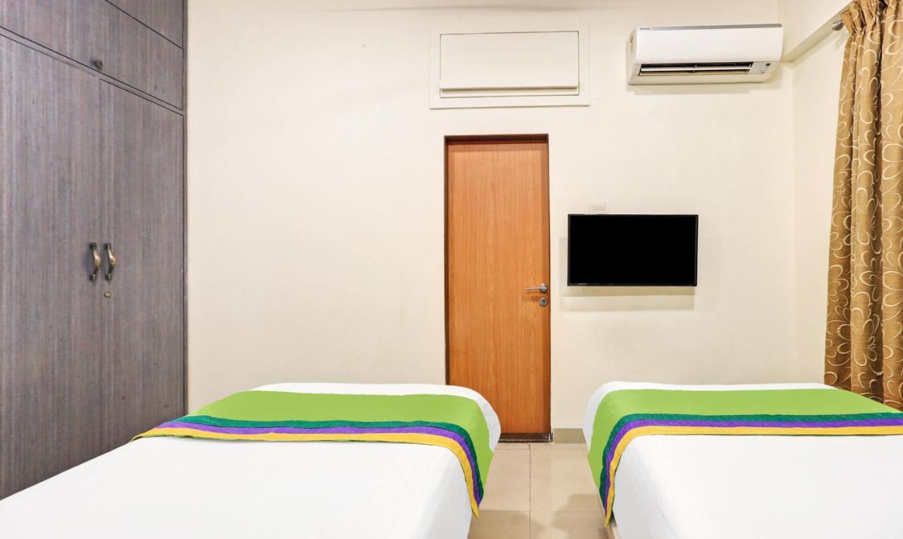Treebo Trend Bandra Apartments Mumbai Exterior photo